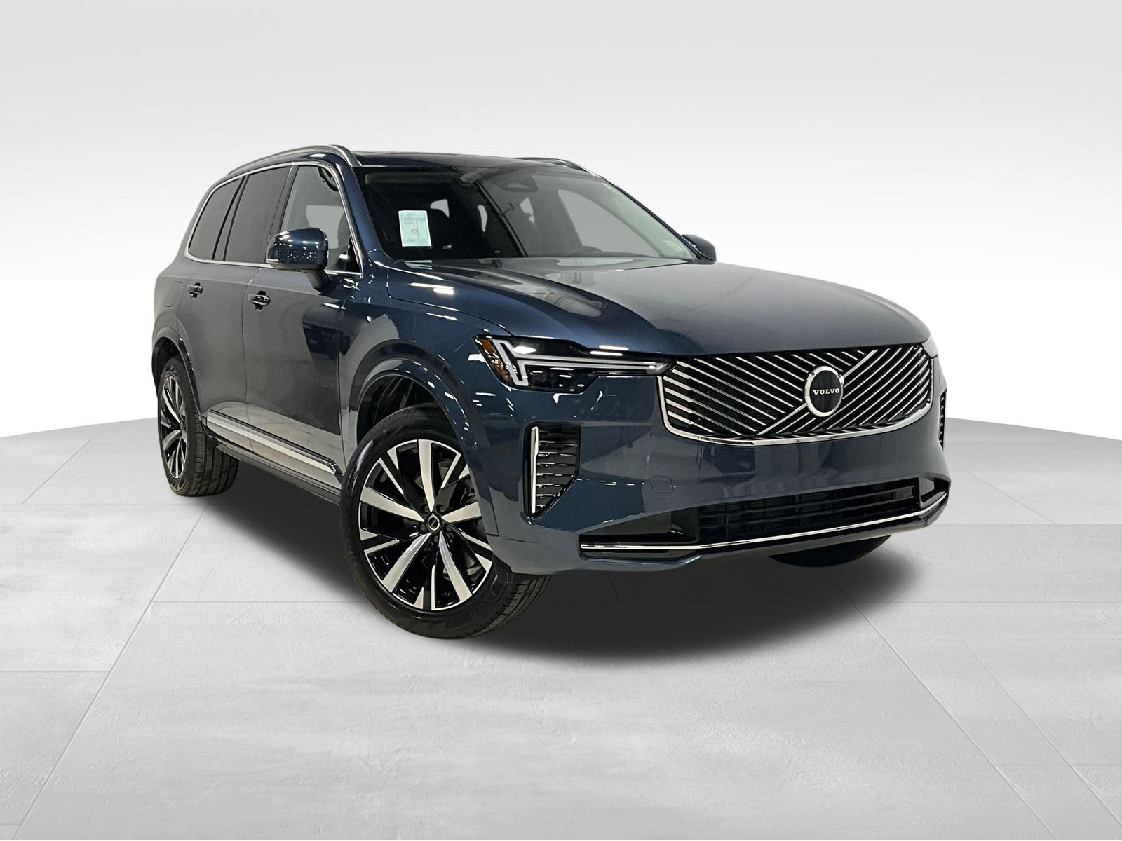 2026 Volvo XC90 B5 Core Bright 4WD's photo