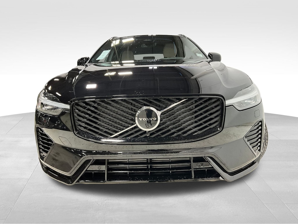 New 2026 Volvo XC60 plug-in hybrid T8 Plus SUV