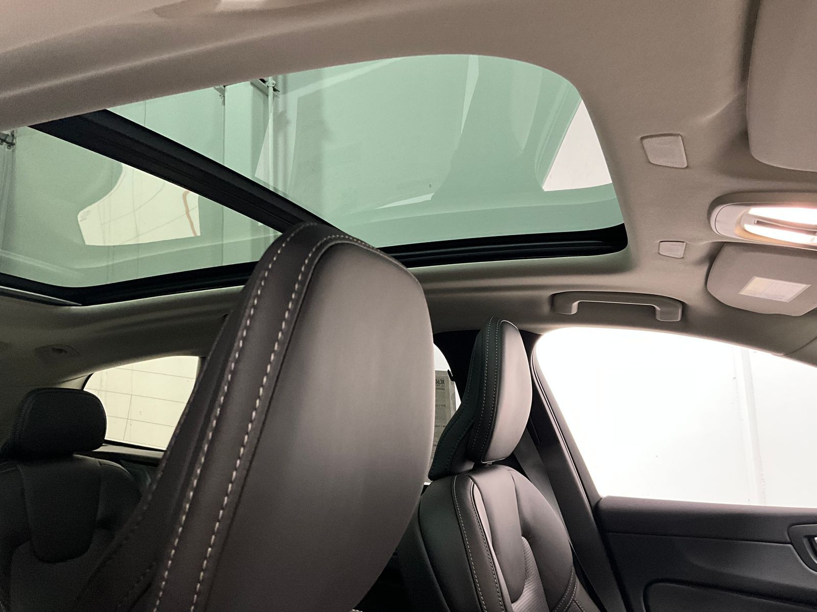 2026 Volvo XC60 Ultra - Photo 20