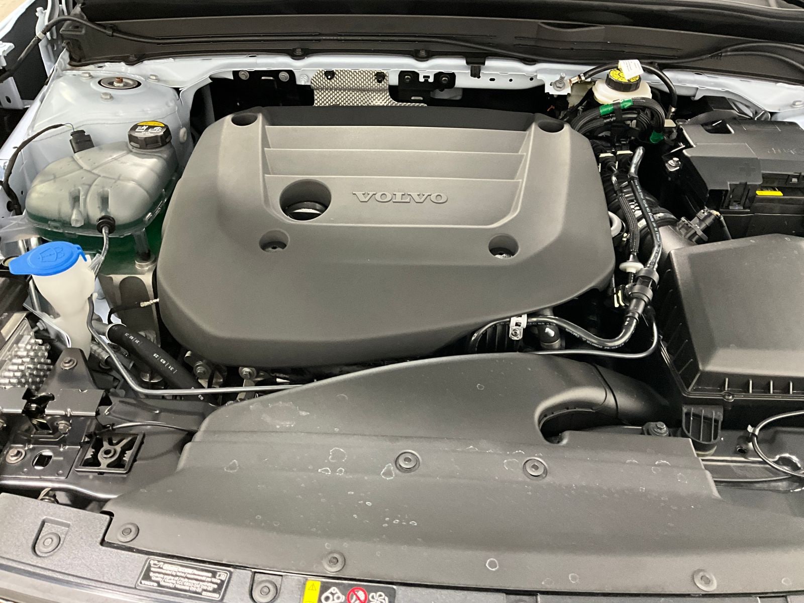 2026 Volvo XC40 Plus - Photo 11