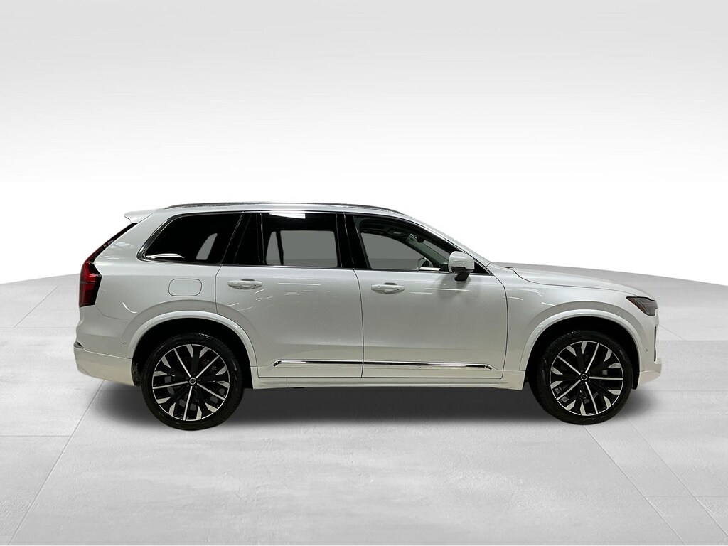 New 2026 Volvo XC90 B6 Plus 7-Seater SUV