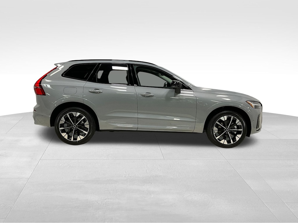 New 2026 Volvo XC60 B5 Ultra SUV
