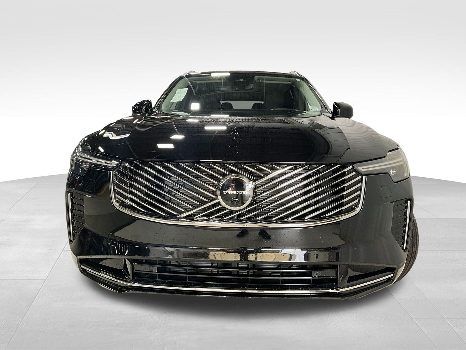 2026 Volvo XC90 photo 2