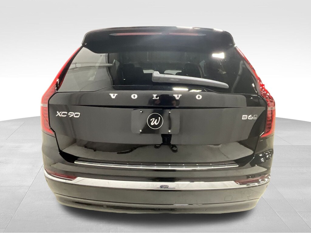 New 2026 Volvo XC90 B6 Plus 7-Seater SUV