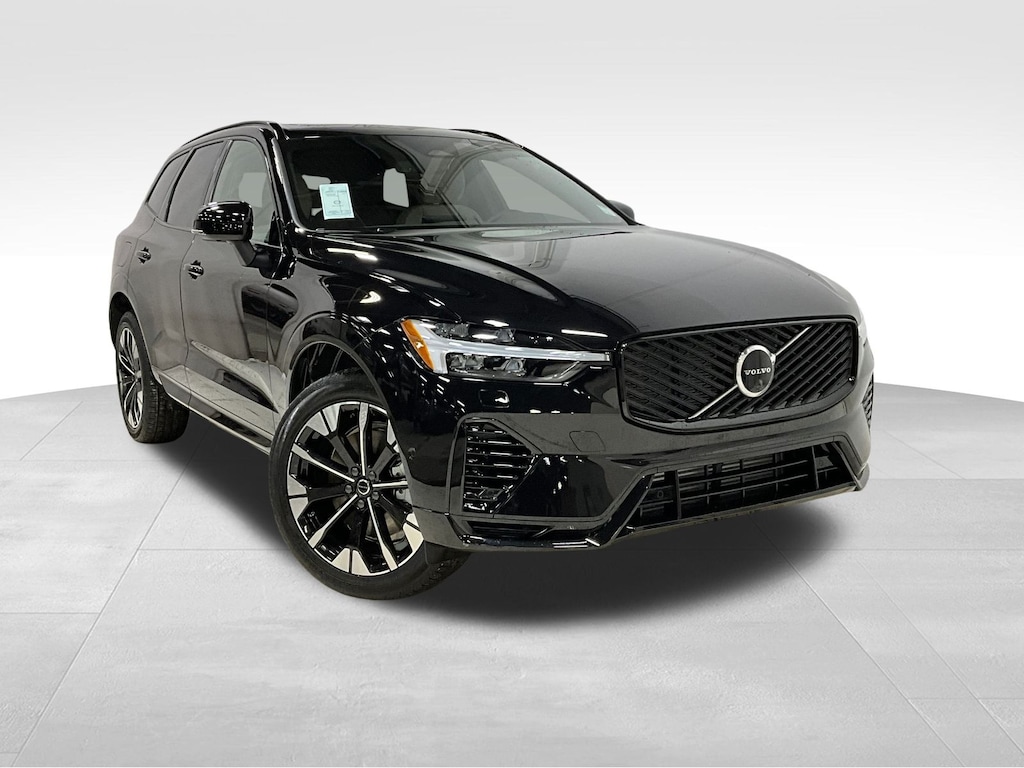 New 2026 Volvo XC60 plug-in hybrid T8 Plus SUV