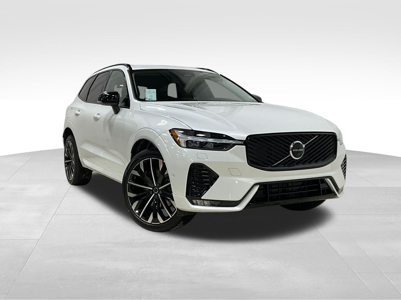 2026 Volvo XC60 Ultra's photo