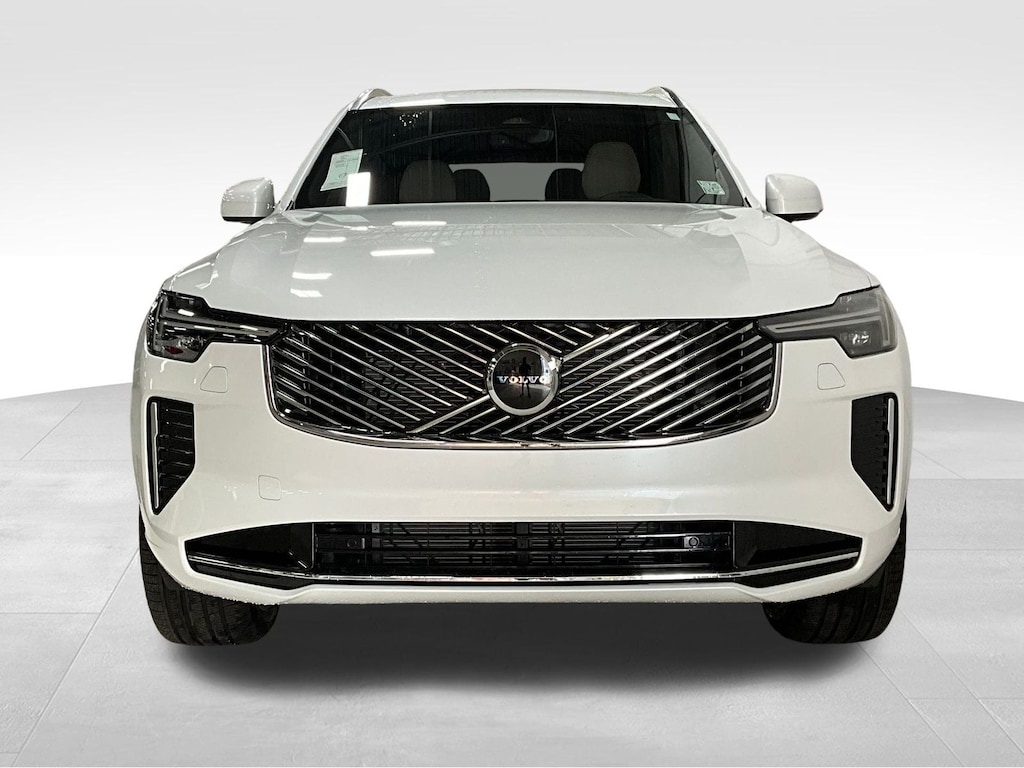 New 2026 Volvo XC90 B5 Core SUV