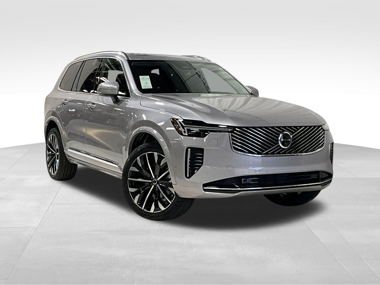 2026 Volvo XC90 B5 Plus Bright 4WD's photo