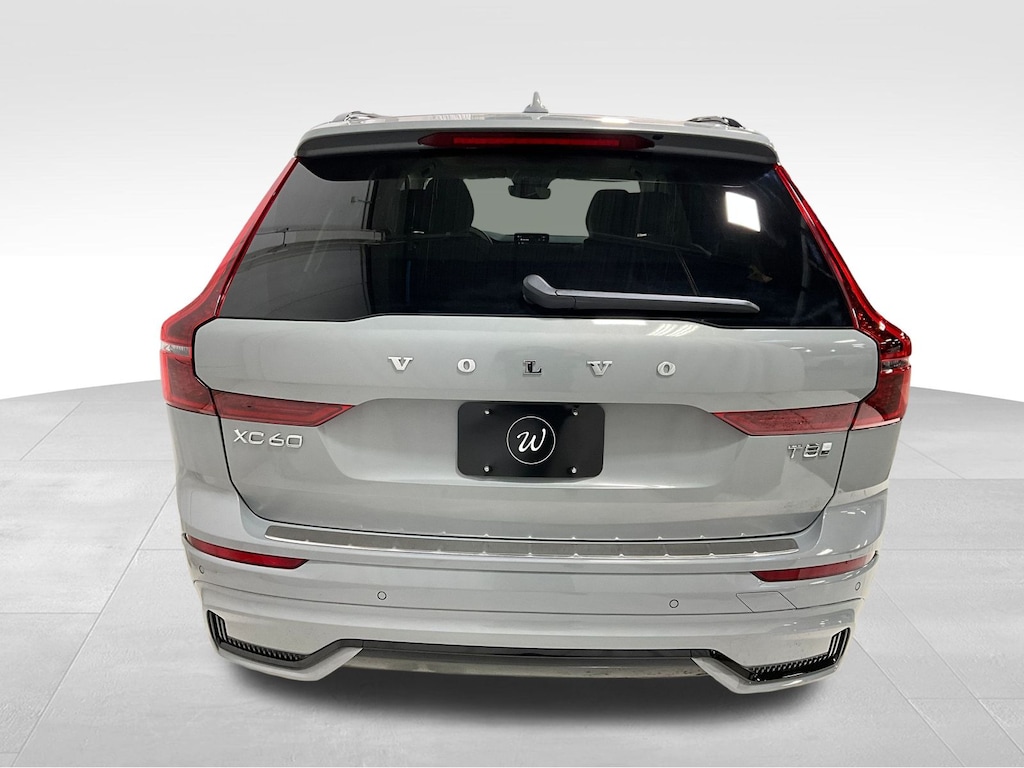 New 2026 Volvo XC60 plug-in hybrid T8 Ultra SUV