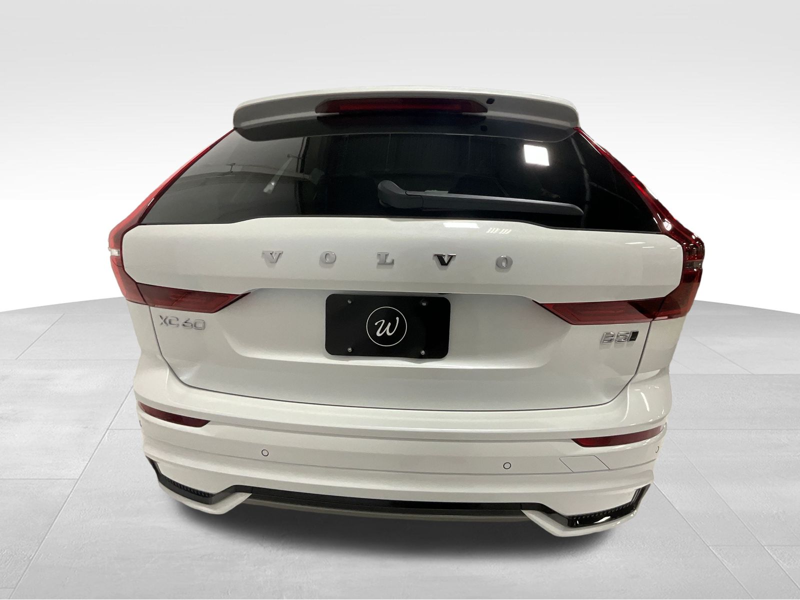 2026 Volvo XC60 B5 photo 3