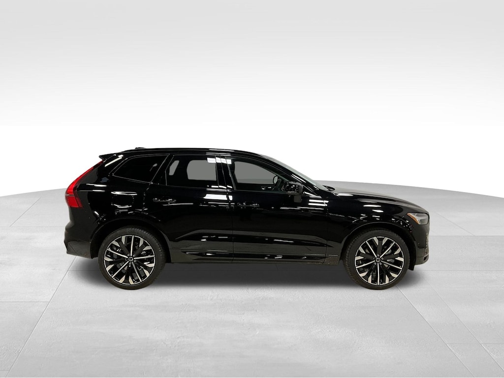 New 2026 Volvo XC60 plug-in hybrid T8 Ultra SUV