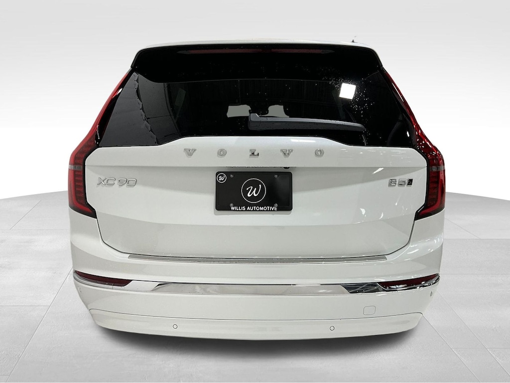 New 2026 Volvo XC90 B5 Core SUV