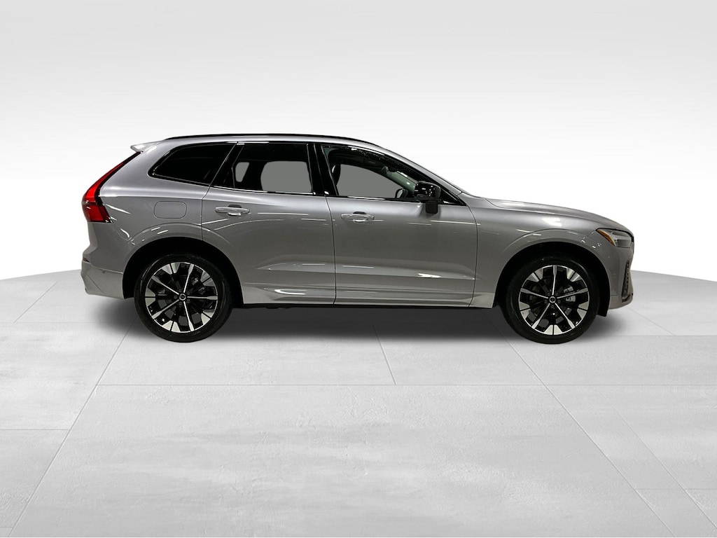 New 2026 Volvo XC60 B5 Plus SUV