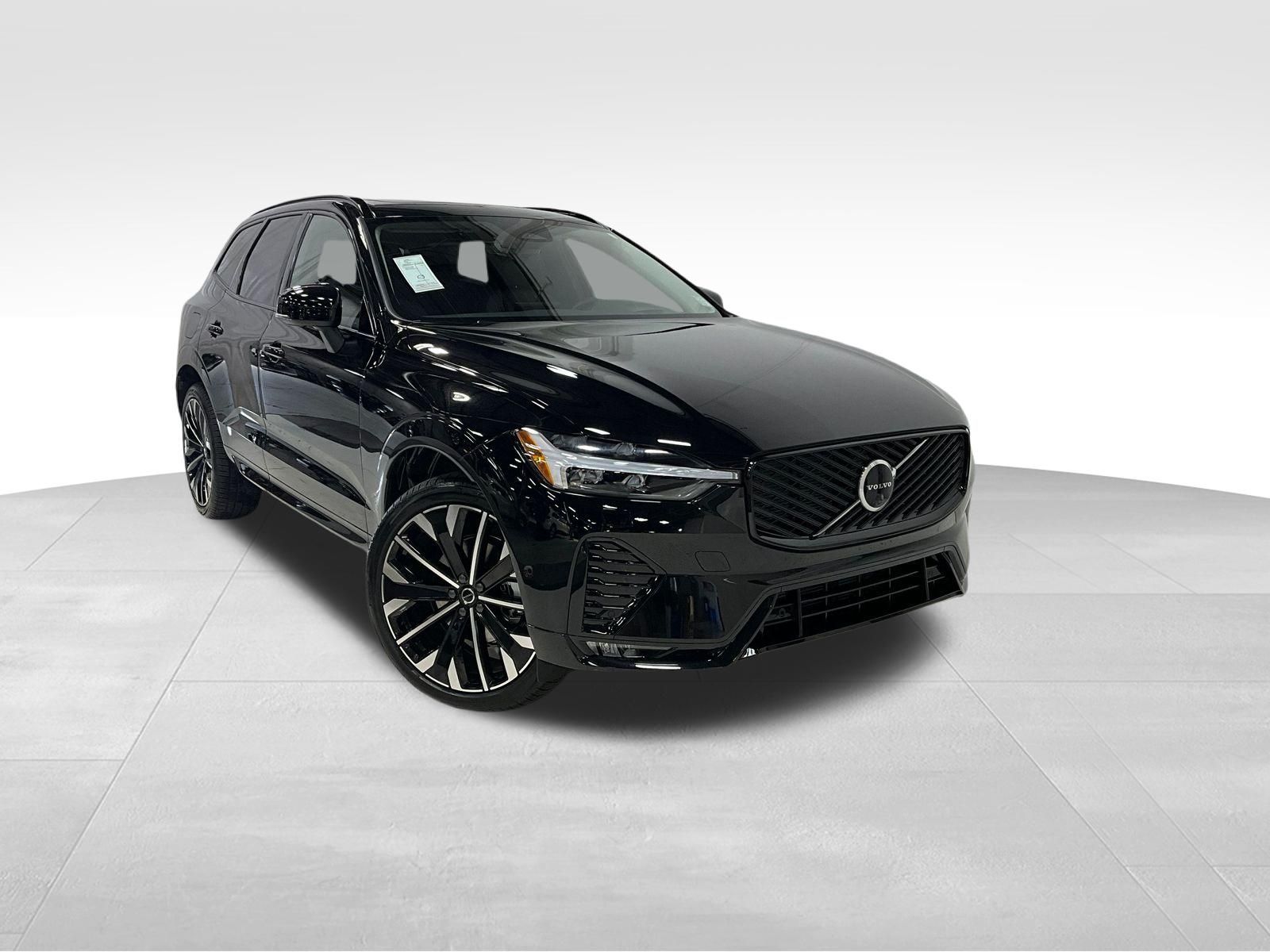 2026 Volvo XC60 B5 Ultra Dark AWD's photo