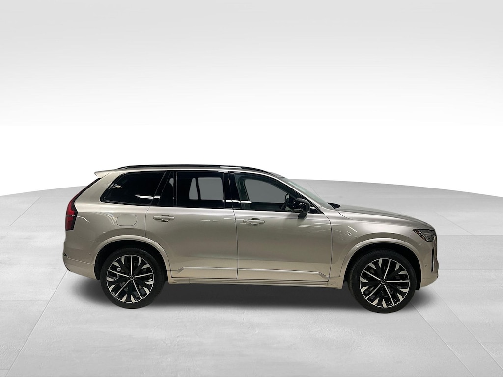 New 2026 Volvo XC90 plug-in hybrid T8 Ultra Dark Theme 7-Seater SUV