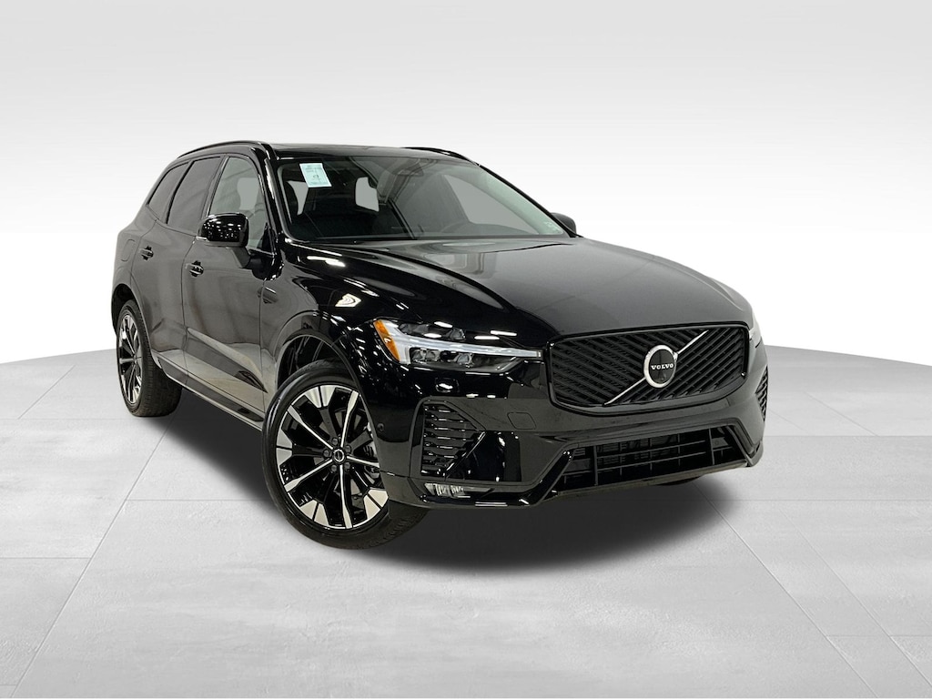 New 2026 Volvo XC60 B5 Plus SUV
