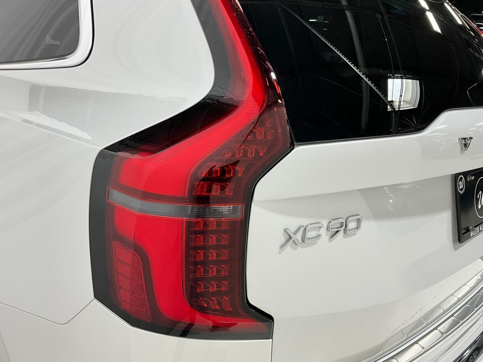 2026 Volvo XC90 Plus - Photo 26