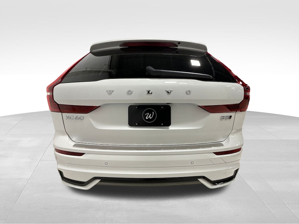 New 2026 Volvo XC60 B5 Ultra SUV