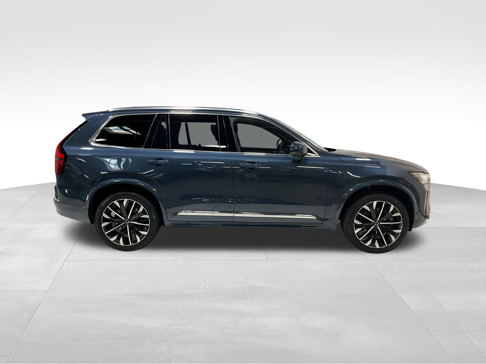 New 2026 Volvo XC90 plug-in hybrid T8 Ultra 7-Seater SUV