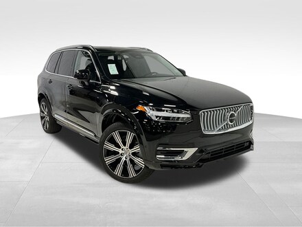 2025 Volvo XC90 plug-in hybrid T8 Plus 7-Seater SUV
