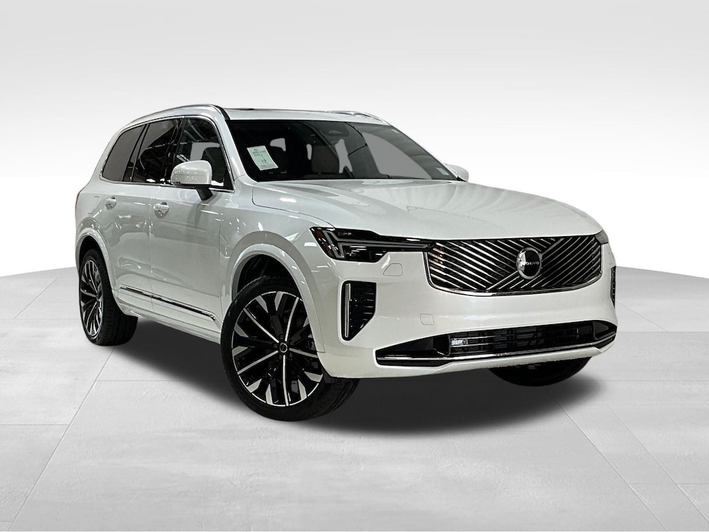 New 2026 Volvo XC90 B5 Core SUV