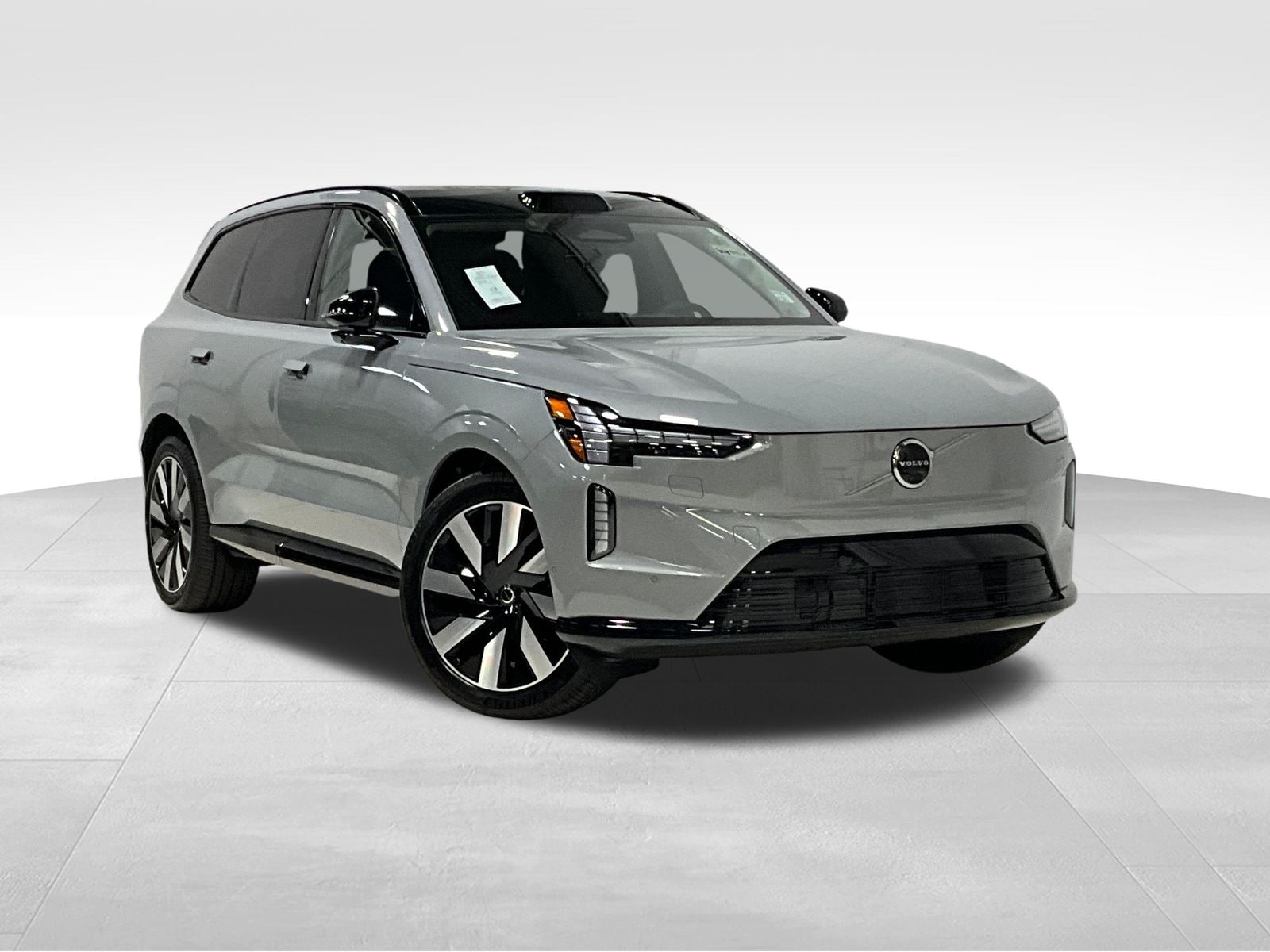 2025 Volvo EX90 Ultra's photo