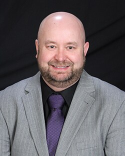 Staff member David Sanns from ID_aff48bcf0147