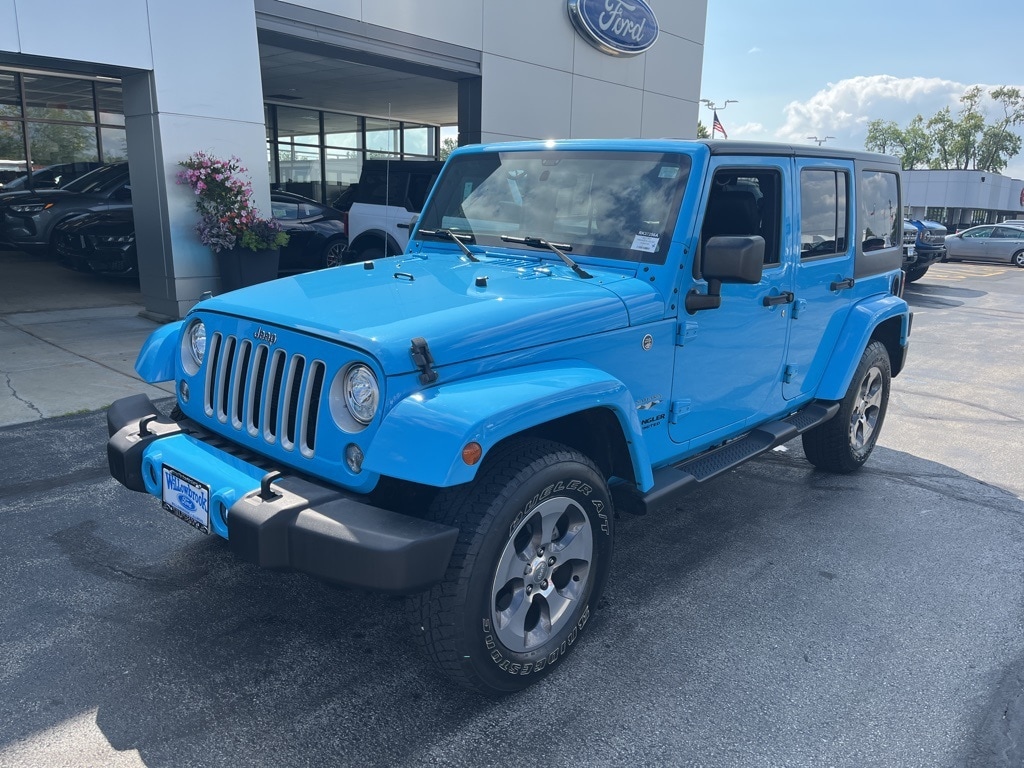 Used 2017 Jeep Wrangler Unlimited Sahara with VIN 1C4BJWEG7HL636780 for sale in Willowbrook, IL