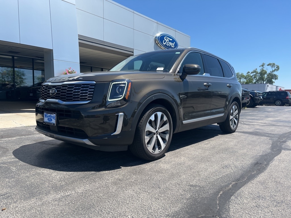 Used 2020 Kia Telluride S with VIN 5XYP6DHC0LG014594 for sale in Willowbrook, IL