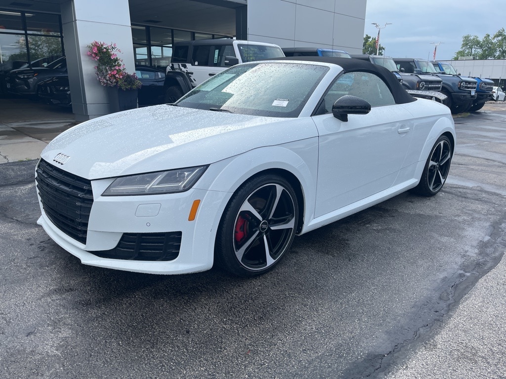 Used 2018 Audi TT Roadster Base with VIN TRUT5CFV7J1005894 for sale in Willowbrook, IL