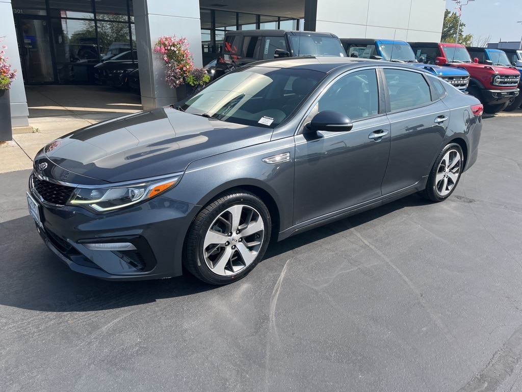 Used 2020 Kia Optima S with VIN 5XXGT4L32LG406058 for sale in Willowbrook, IL