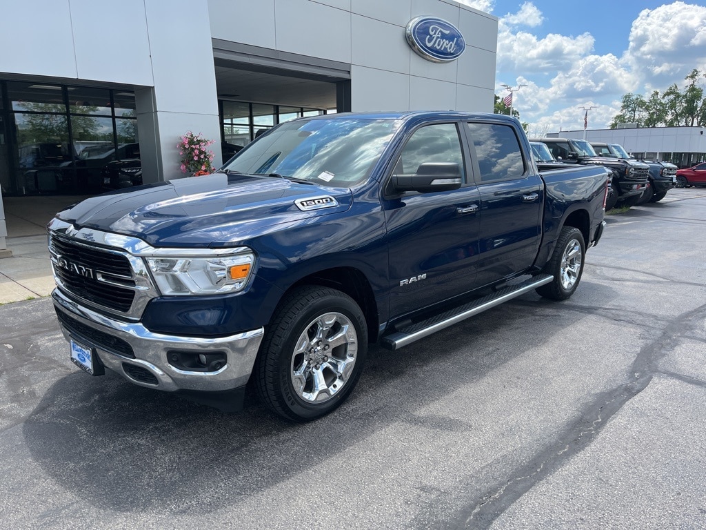 Used 2019 RAM Ram 1500 Pickup Big Horn/Lone Star with VIN 1C6RRFFG8KN790083 for sale in Willowbrook, IL