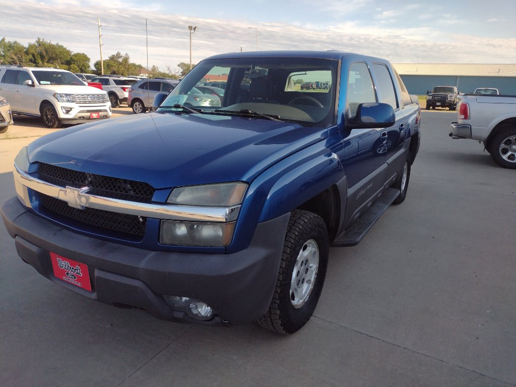 2003 Chevrolet Avalanche photo 2