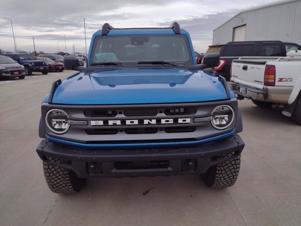 2024 Ford Bronco Big Bend photo 3