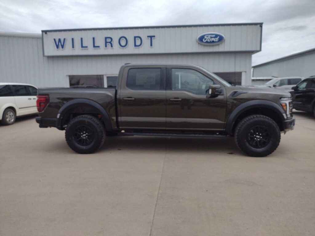 New 2026 Ford F-150 Raptor Raptor 4WD SuperCrew 5.5 Box