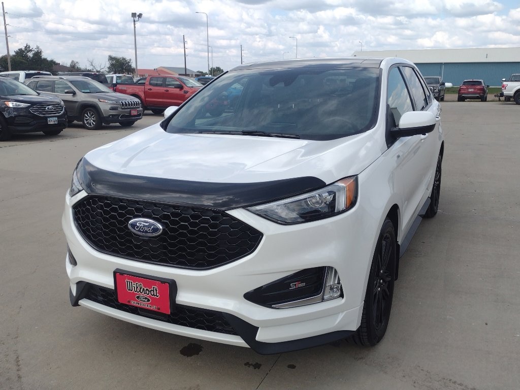 Certified 2024 Ford Edge ST-Line SUV