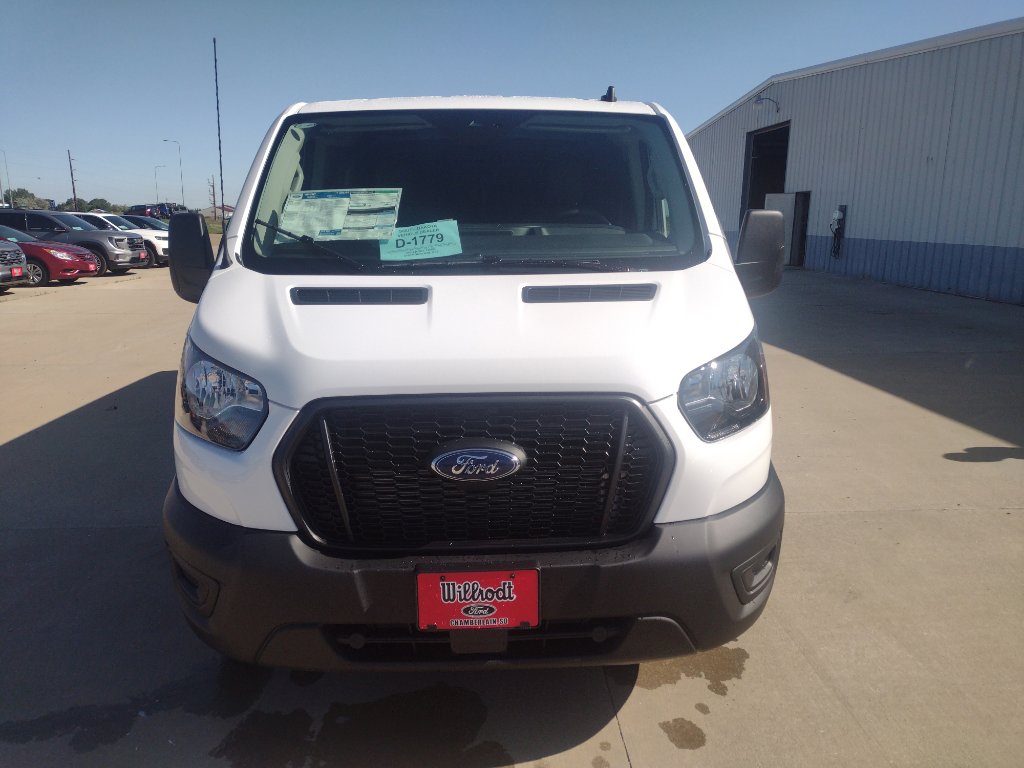 2025 Ford Transit Cargo Van photo 3