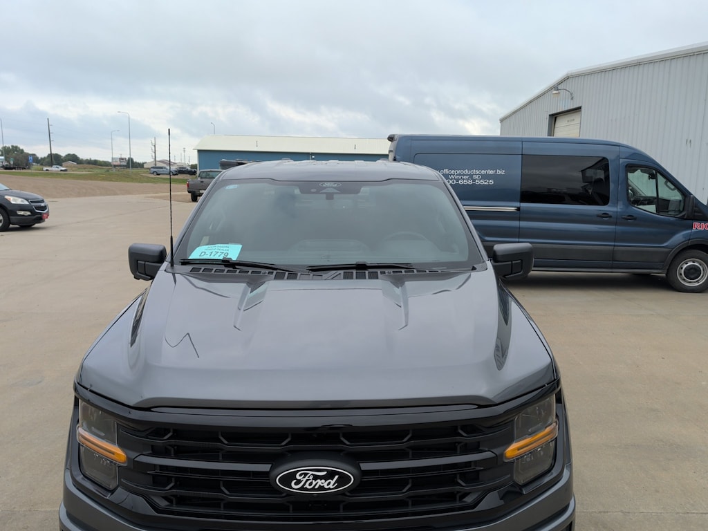 New 2026 Ford F-150 XLT