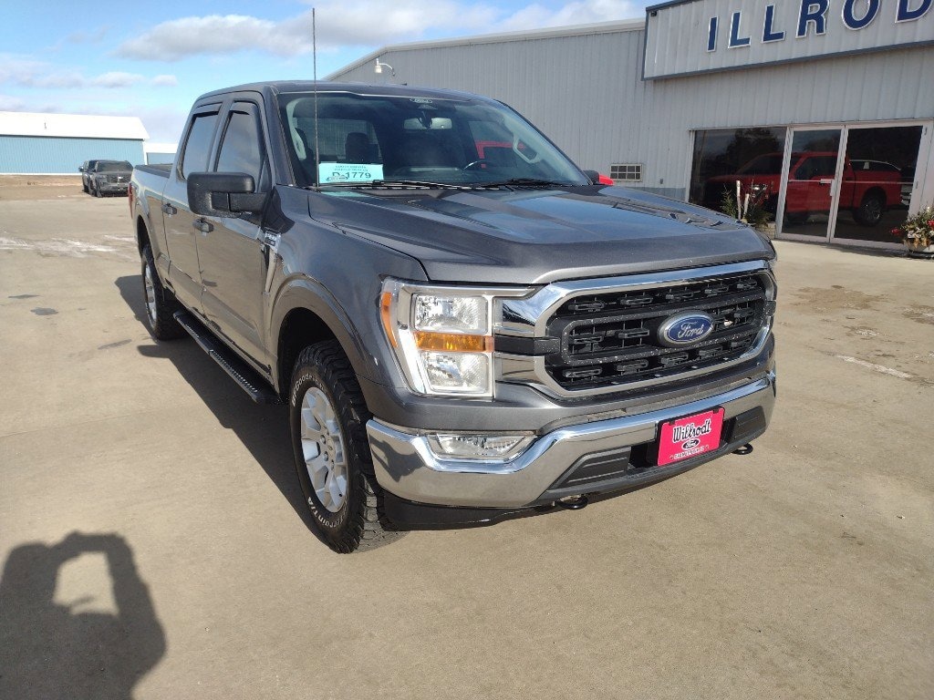 Used 2022 Ford F-150 XLT Truck SuperCrew Cab