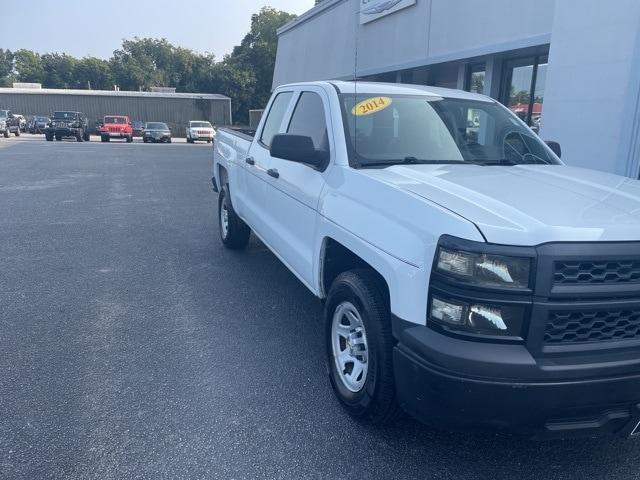 Used 2014 Chevrolet Silverado 1500 Work Truck 2WT with VIN 1GCRCPEC0EZ333344 for sale in Winnsboro, SC