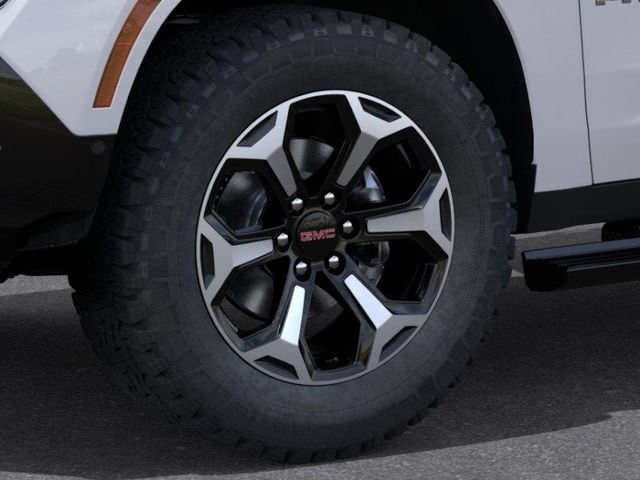 2026 GMC Yukon AT4 - Photo 9