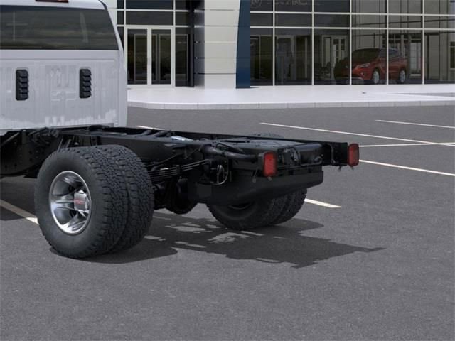 2026 GMC Sierra 3500HD Pro - Photo 14
