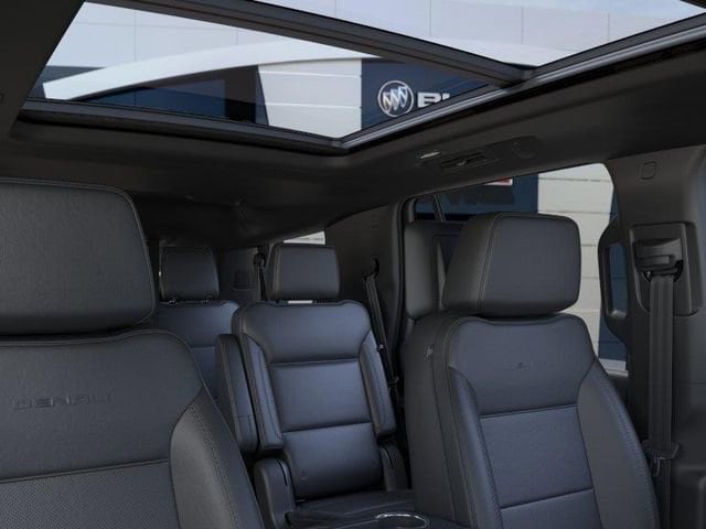 2026 GMC Yukon Denali - Photo 24