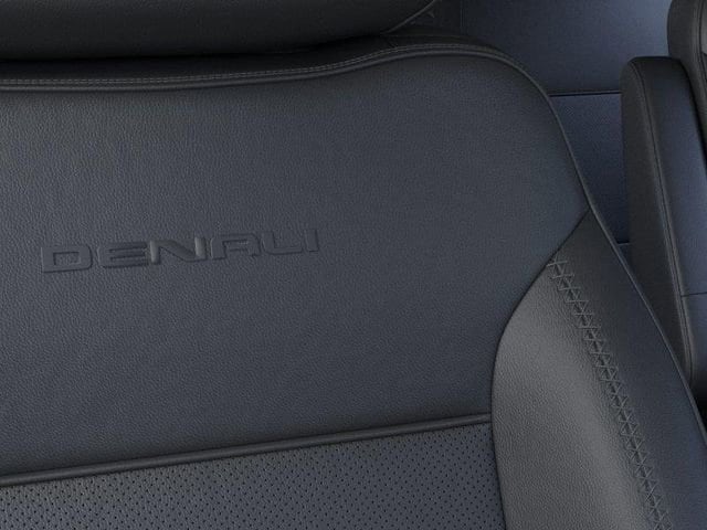 2026 GMC Yukon Denali - Photo 21