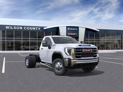 2026 GMC Sierra 3500 HD Chassis Cab Pro Truck
