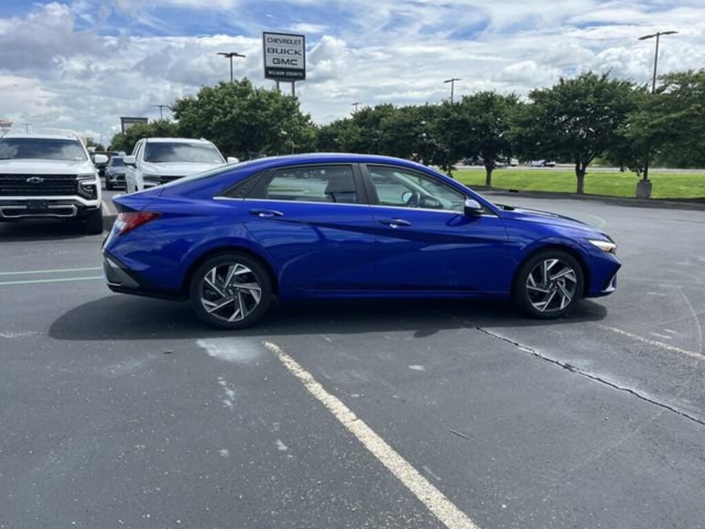 Used 2024 Hyundai Elantra SEL Sedan