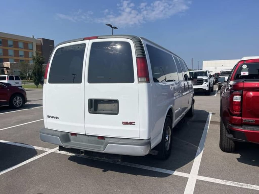 Used 1999 GMC Savana Passenger 3500 Van