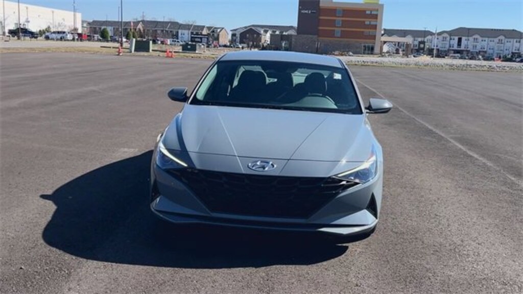 Used 2023 Hyundai Elantra SEL Sedan