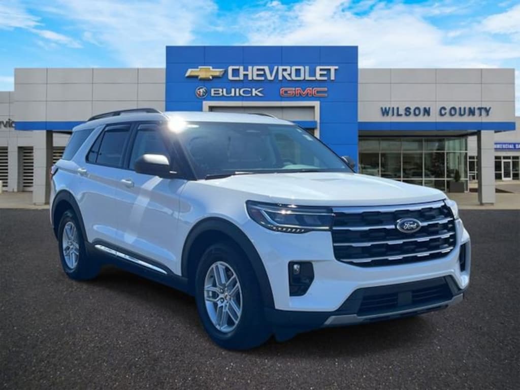 Used 2025 Ford Explorer Active SUV