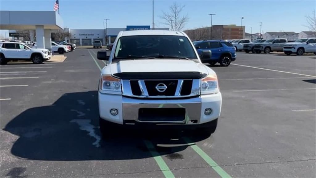 Used 2015 Nissan Titan SV Truck